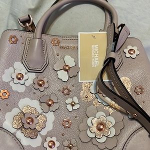 Brand new MICHAEL KORS bag cross
